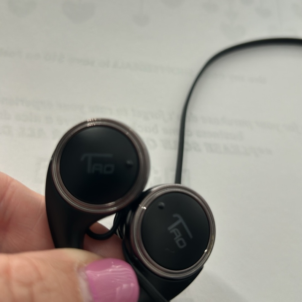 TAO WIRELESS BLUETOOTH EARBUDS